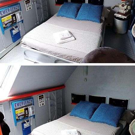Le Lion Dort Bed & Breakfast Cormeilles-en-Parisis Luaran gambar