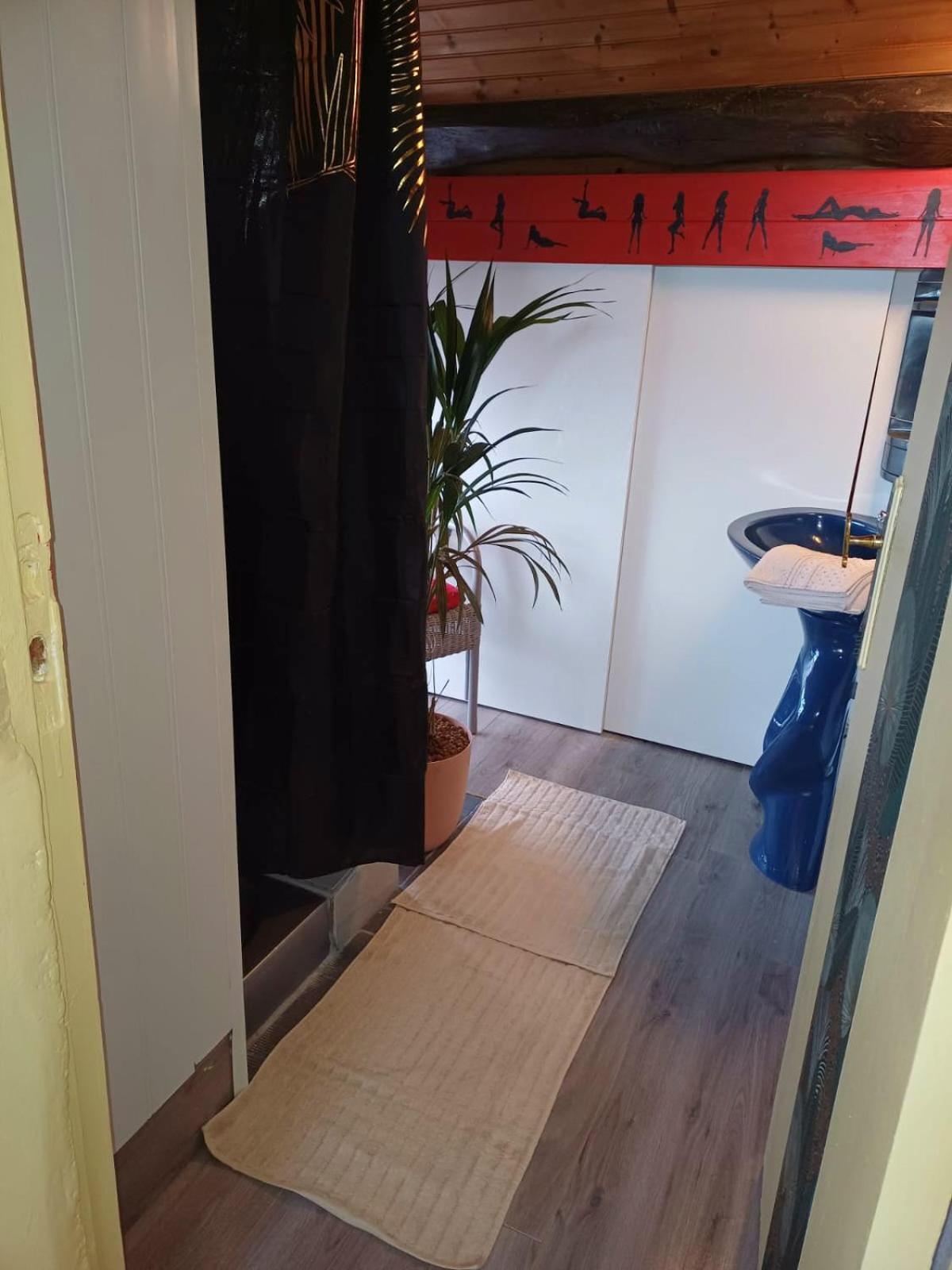 Le Lion Dort Bed & Breakfast Cormeilles-en-Parisis Luaran gambar
